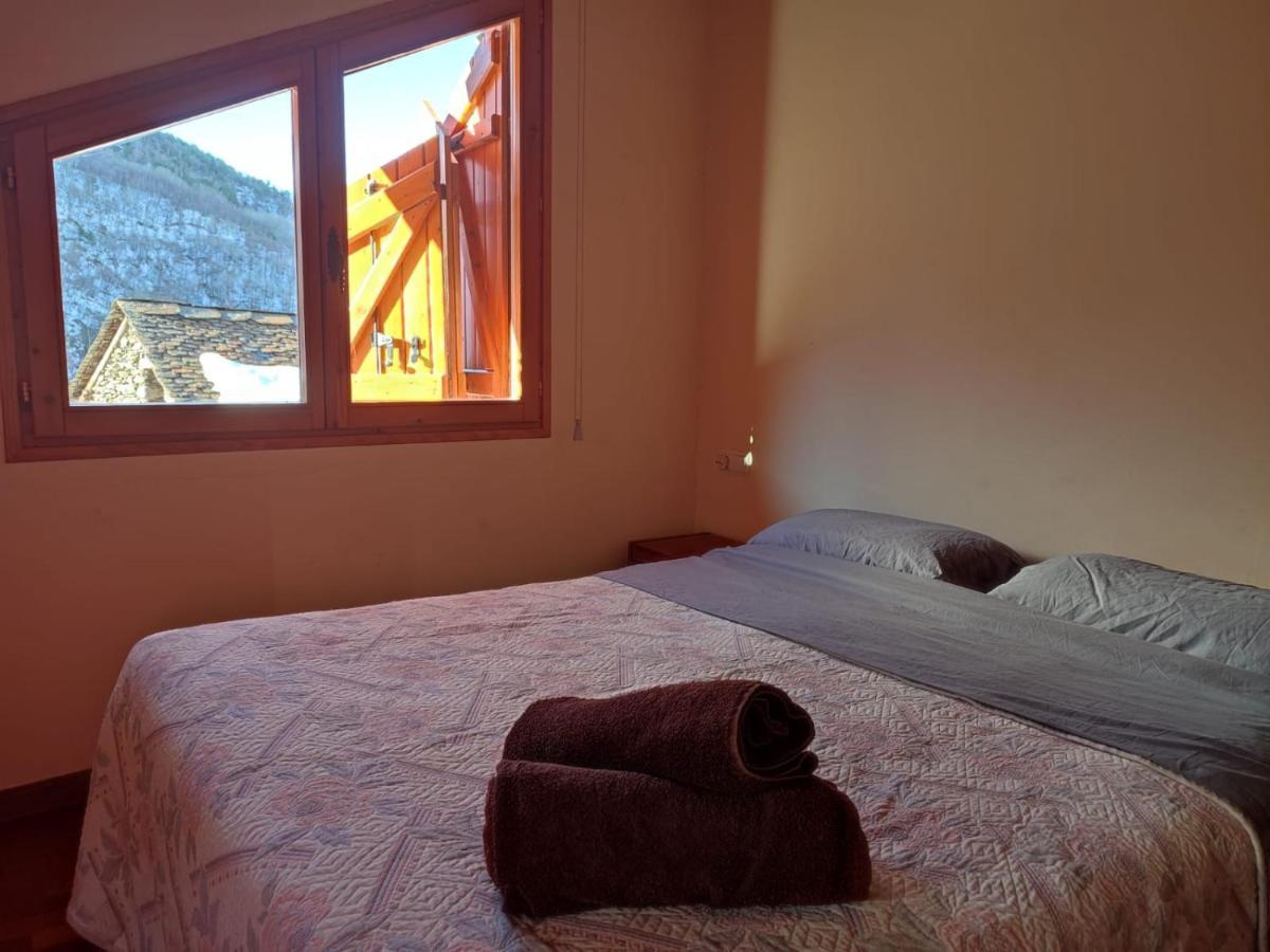 Villa Casa Pirineu Esterri de Cardos Exterior foto