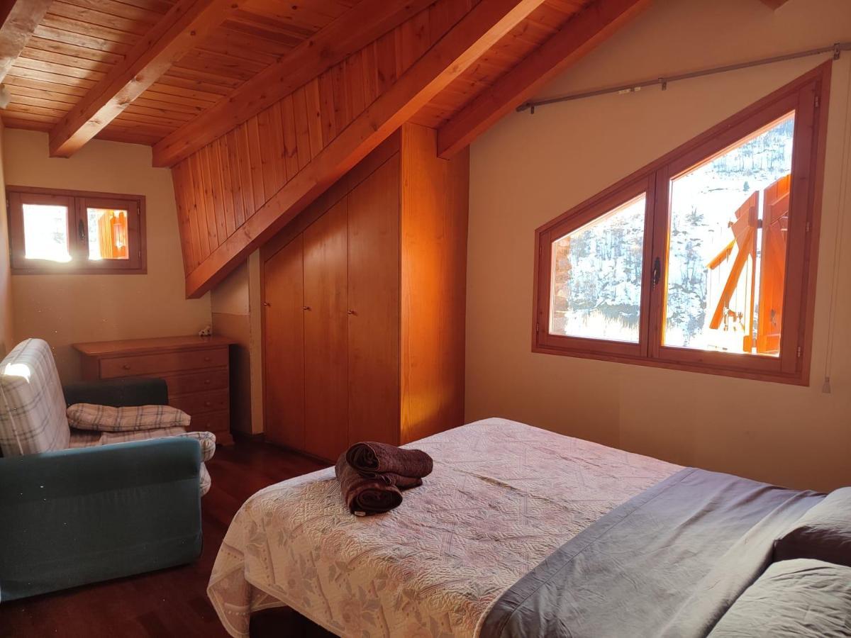 Villa Casa Pirineu Esterri de Cardos Exterior foto