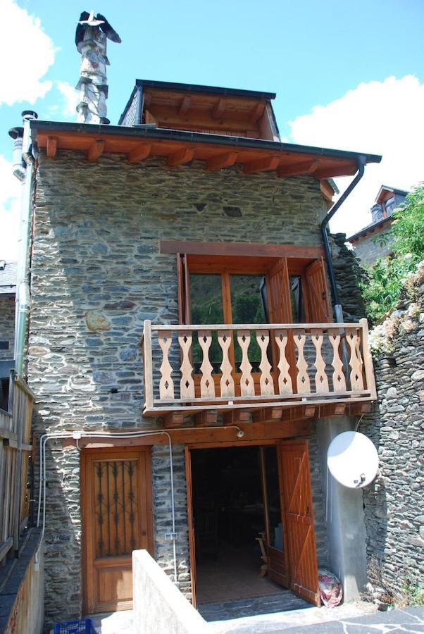 Villa Casa Pirineu Esterri de Cardos Exterior foto